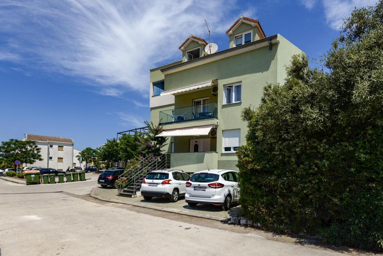 Olive Maris Apartment Petrcane Bagian luar foto