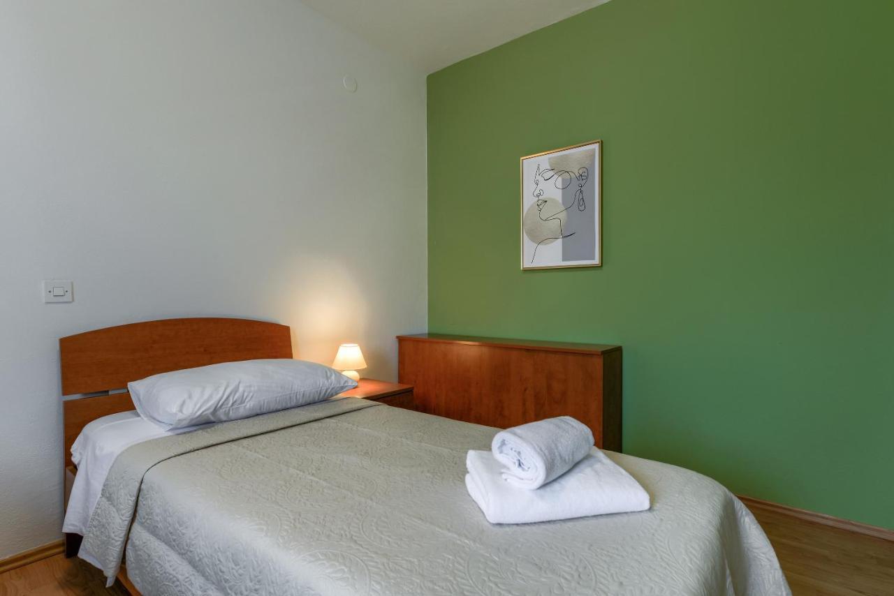 Olive Maris Apartment Petrcane Bagian luar foto