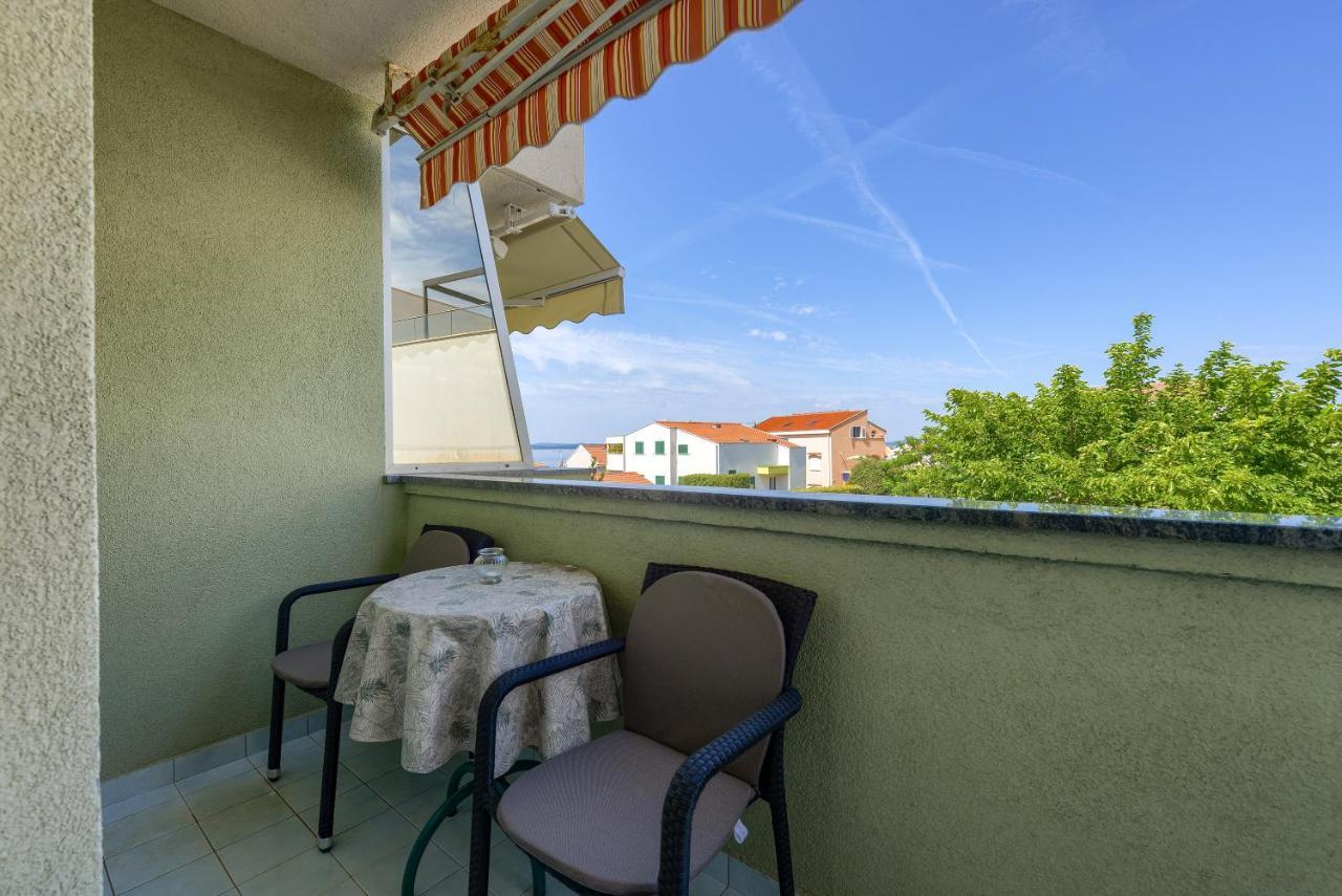 Olive Maris Apartment Petrcane Bagian luar foto