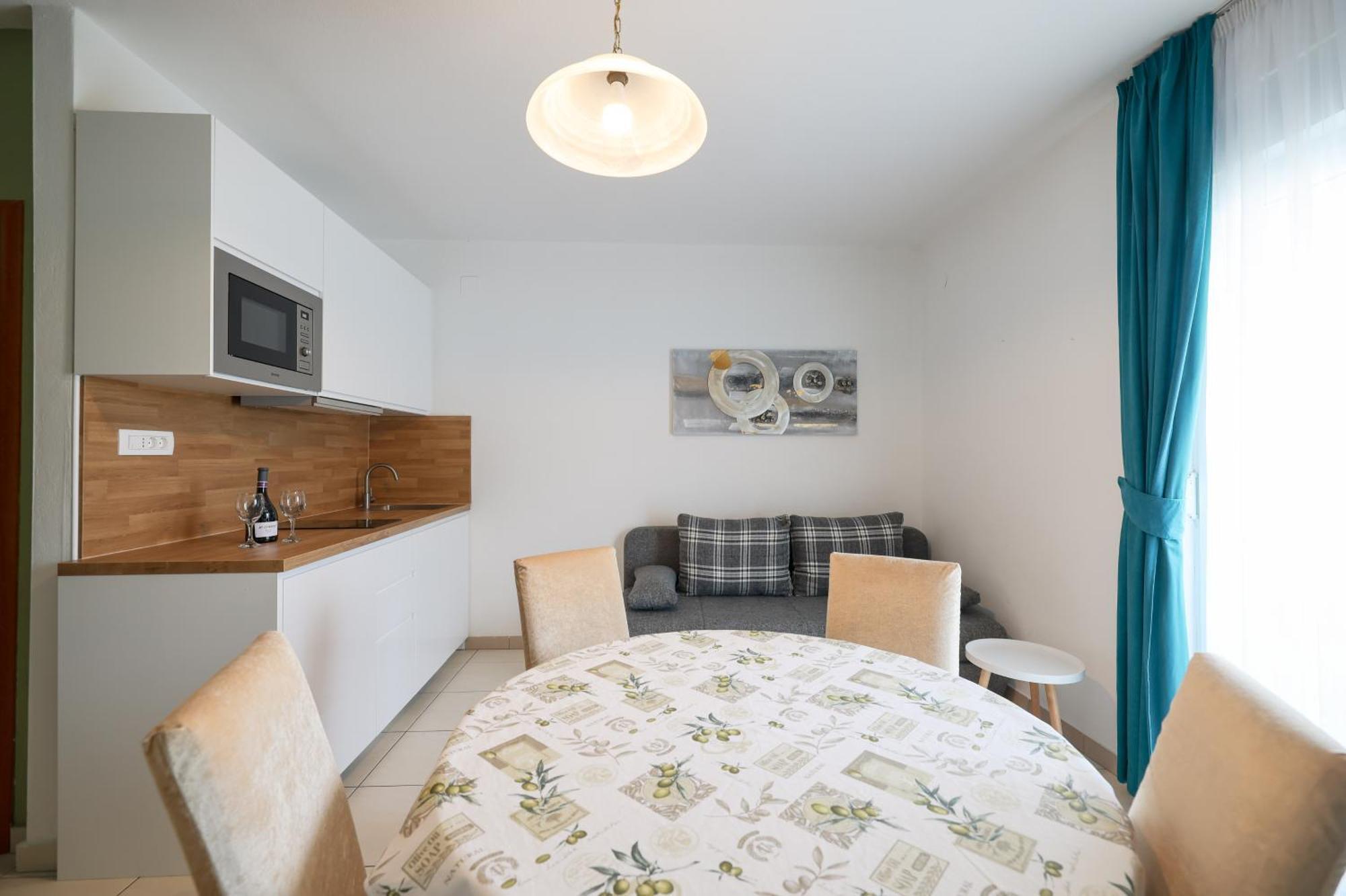Olive Maris Apartment Petrcane Bagian luar foto